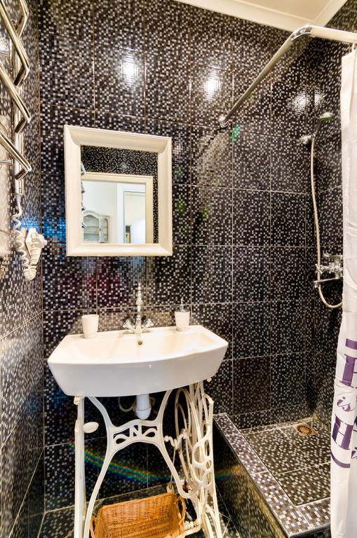 Stylish Studio Near Rynok Square Львов Экстерьер фото